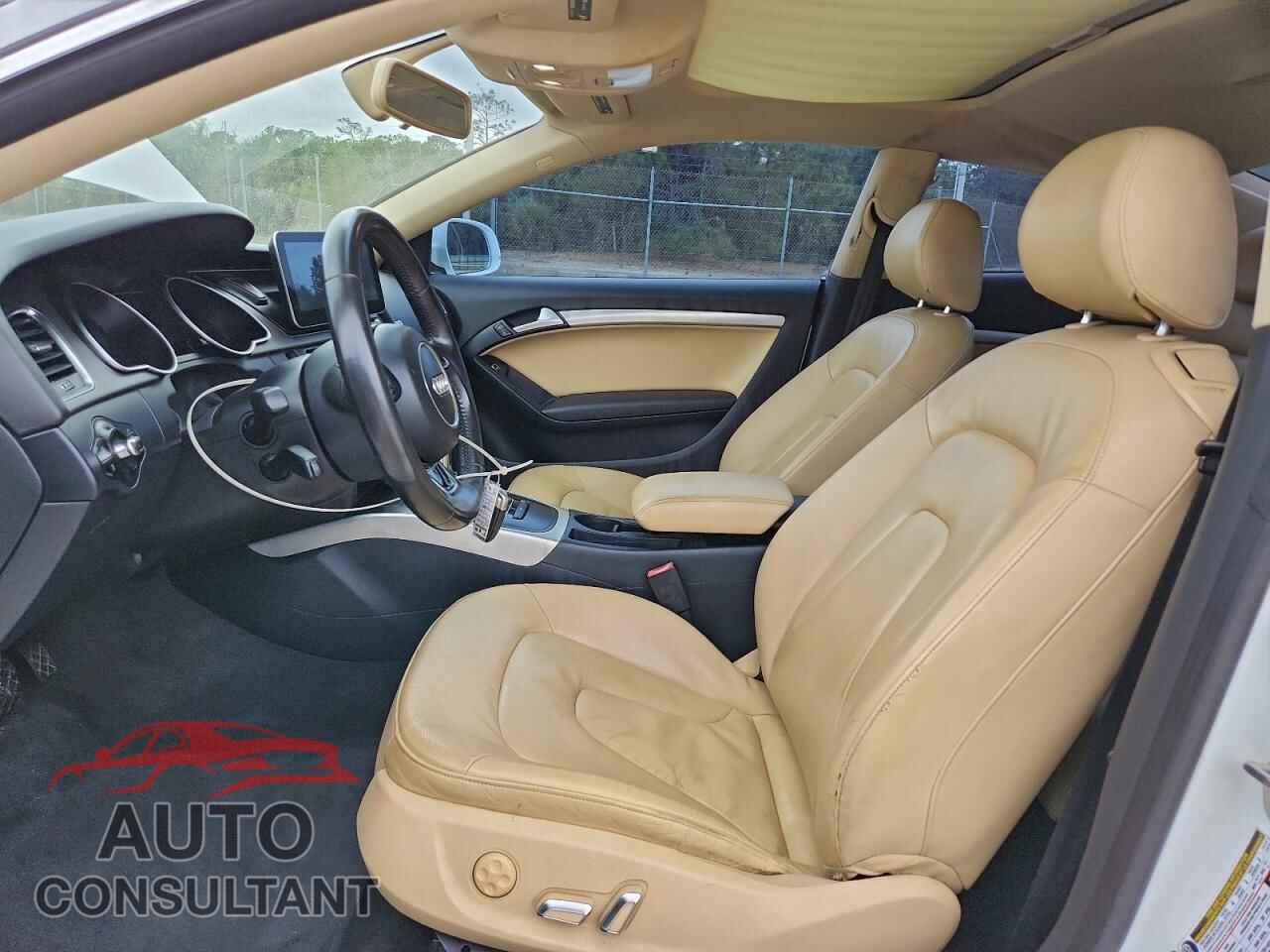 AUDI A5 2013 - WAUCFAFR4DA072341