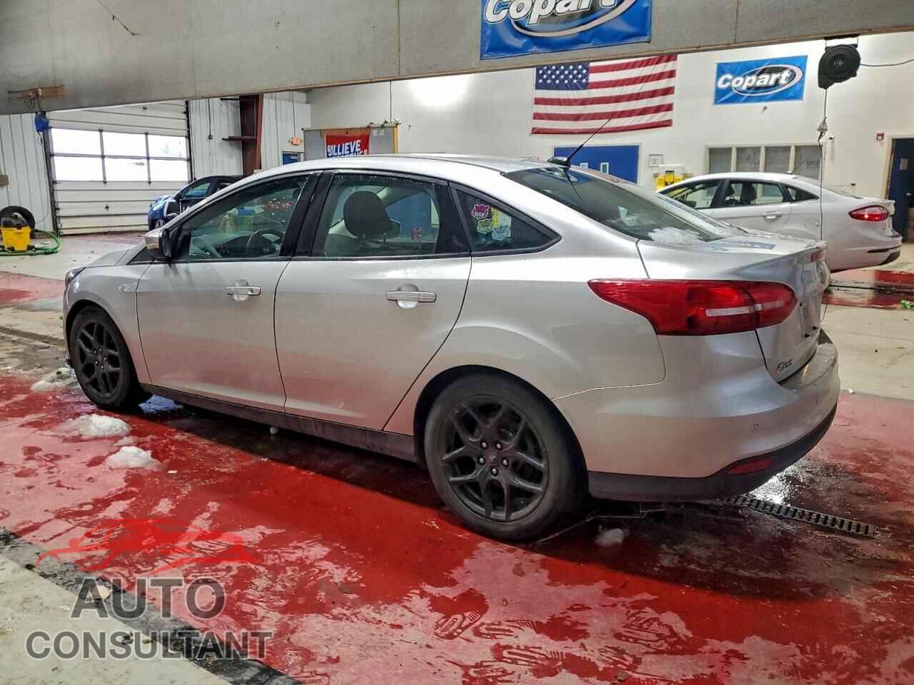 FORD FOCUS 2016 - 1FADP3F23GL330026