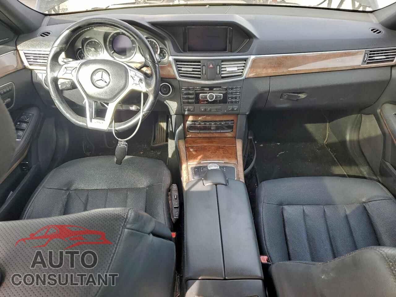 MERCEDES-BENZ E-CLASS 2013 - WDDHF9BBXDA705835