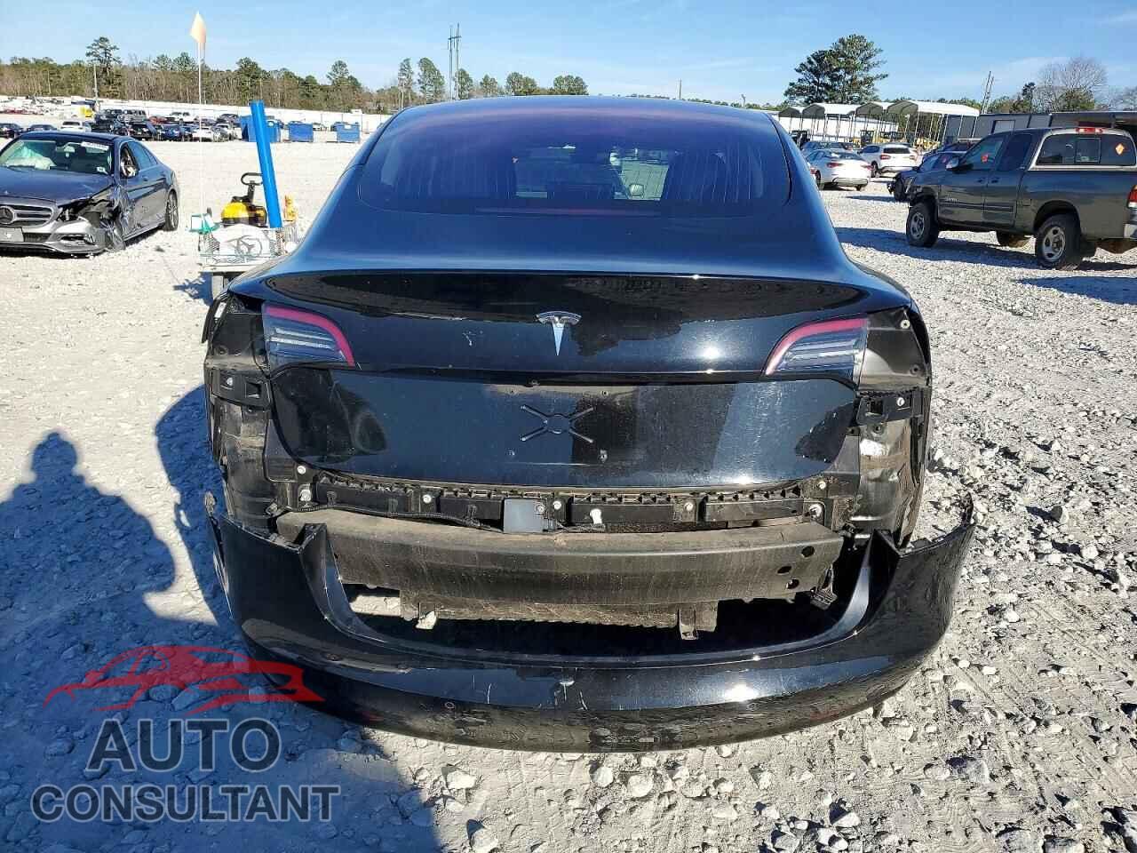 TESLA MODEL 3 2018 - 5YJ3E1EA1JF001666