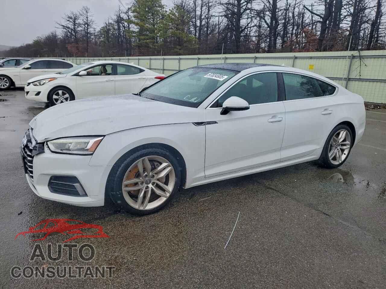 AUDI A5 2019 - WAUANCF53KA094900