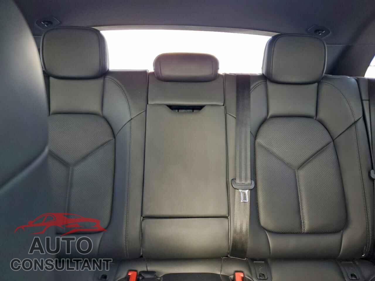 PORSCHE MACAN 2018 - WP1AA2A59JLB19770