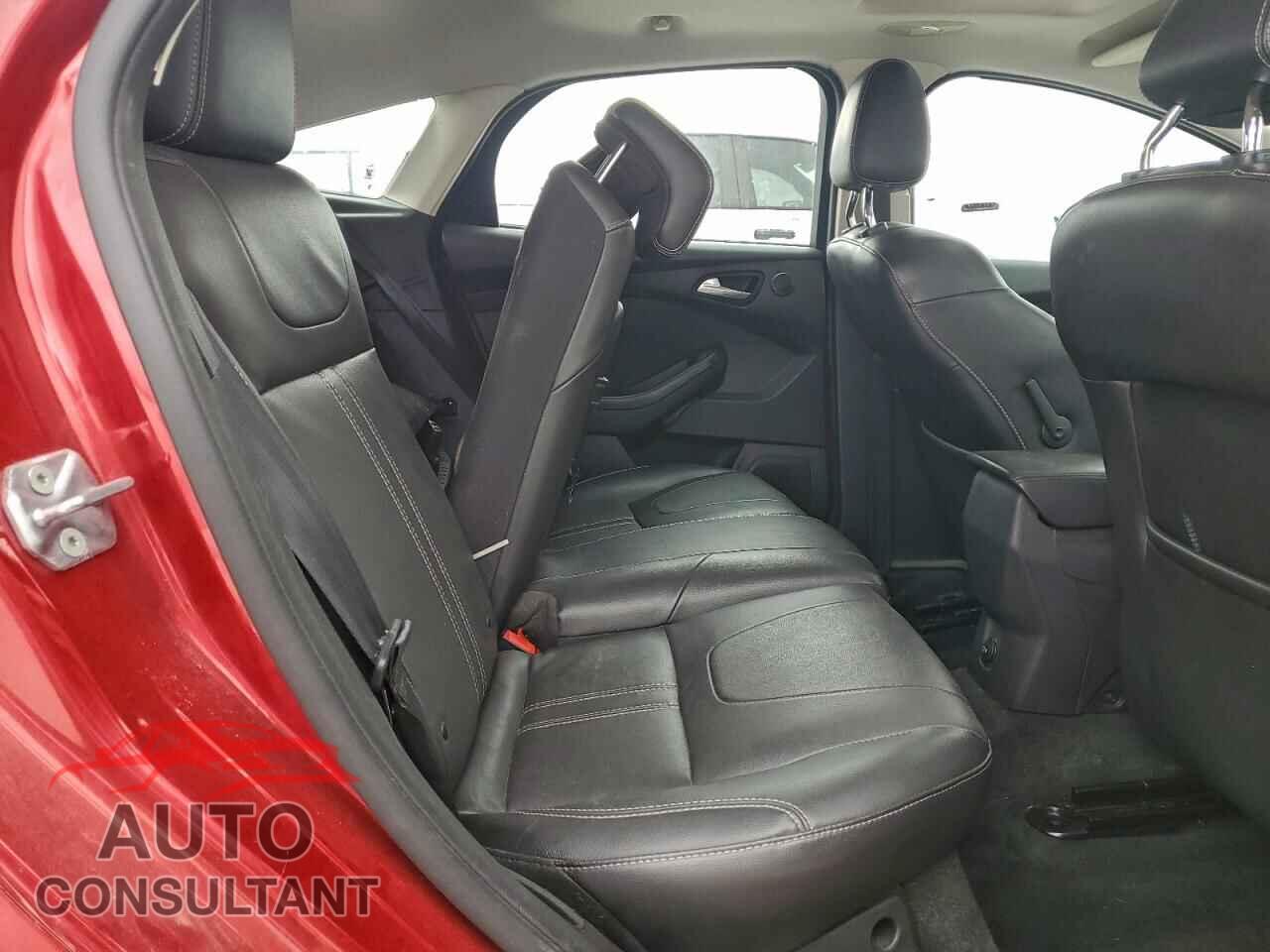 FORD FOCUS 2012 - 1FAHP3N20CL307848