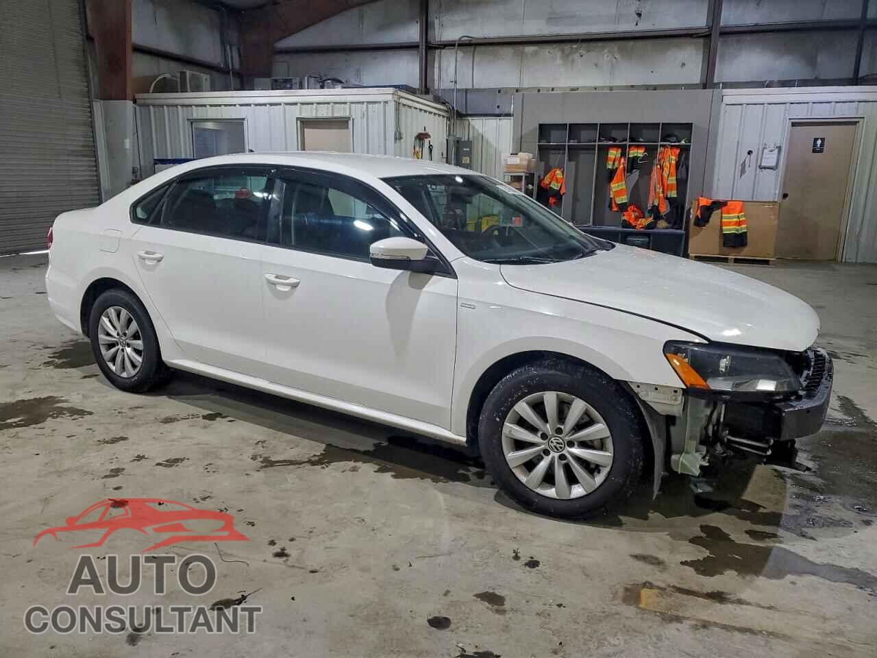 VOLKSWAGEN PASSAT 2013 - 1VWAP7A37DC133759