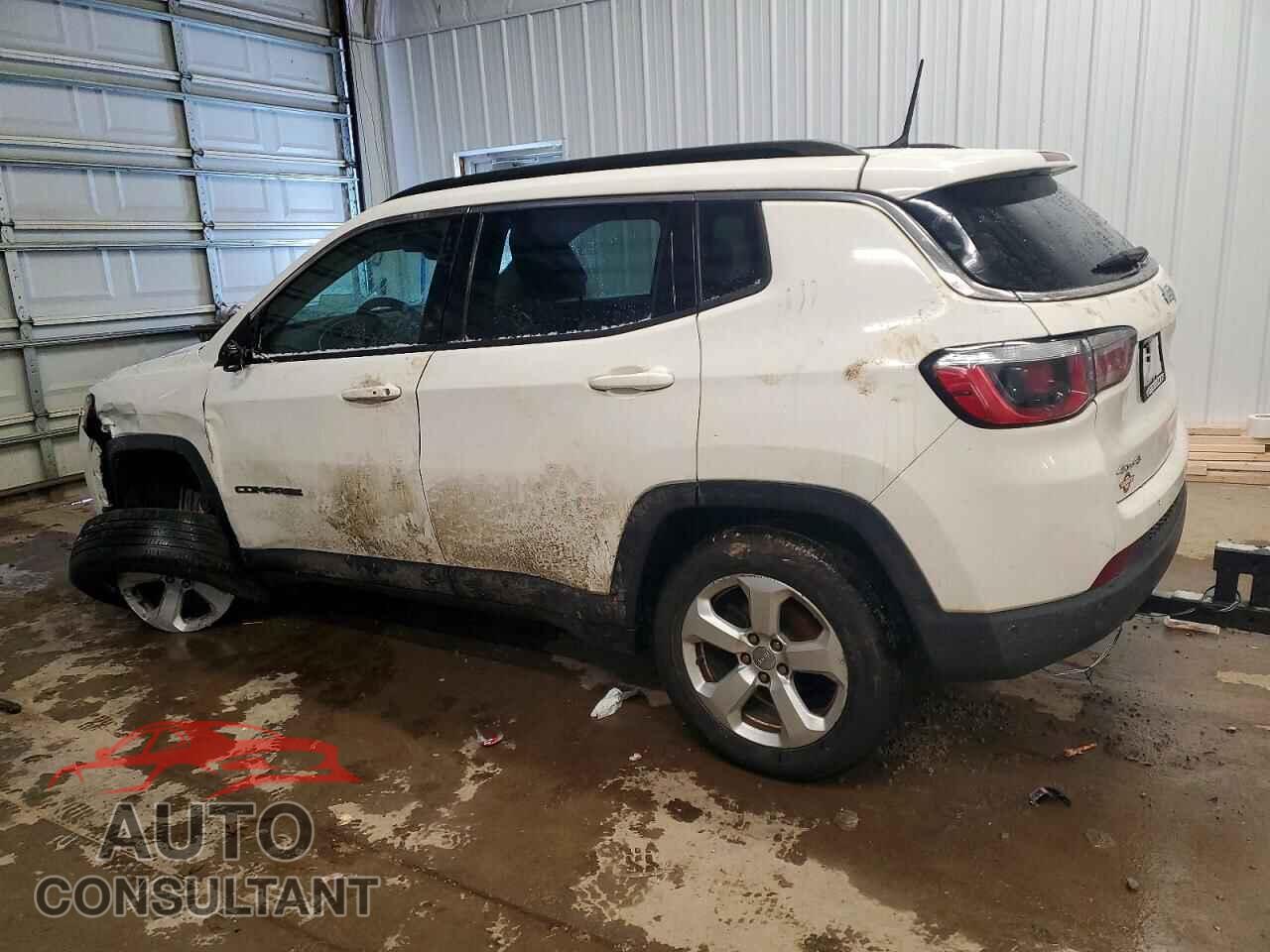 JEEP COMPASS 2018 - 3C4NJDBB5JT178712