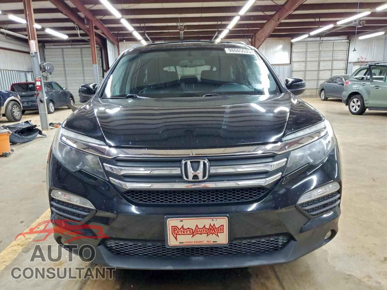HONDA PILOT 2017 - 5FNYF6H58HB074168