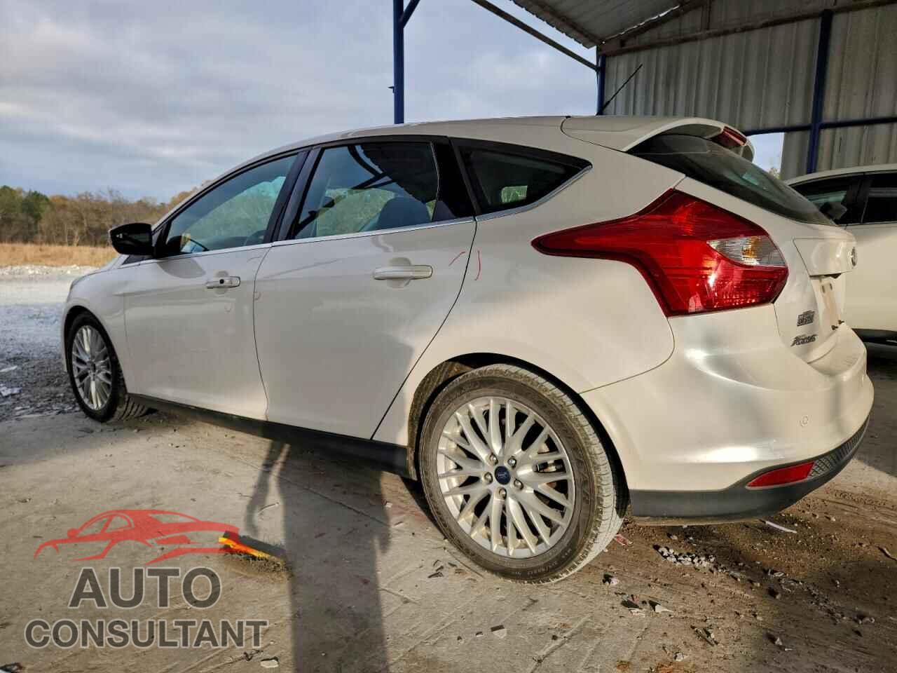 FORD FOCUS 2014 - 1FADP3N2XEL413130