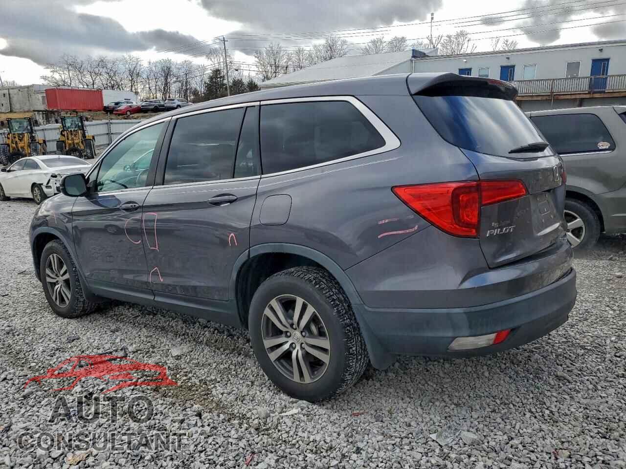 HONDA PILOT 2017 - 5FNYF6H51HB073699