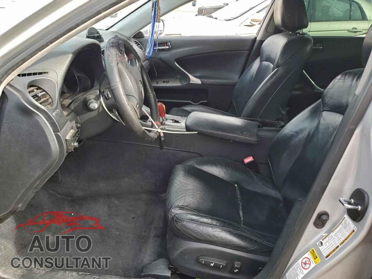 LEXUS IS 2009 - JTHBK262395097149
