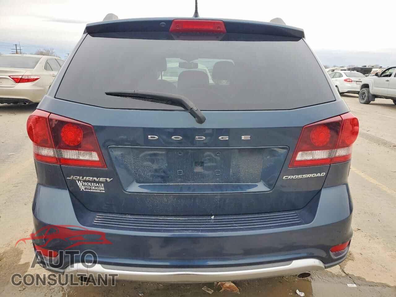 DODGE JOURNEY 2015 - 3C4PDCGG7FT611209