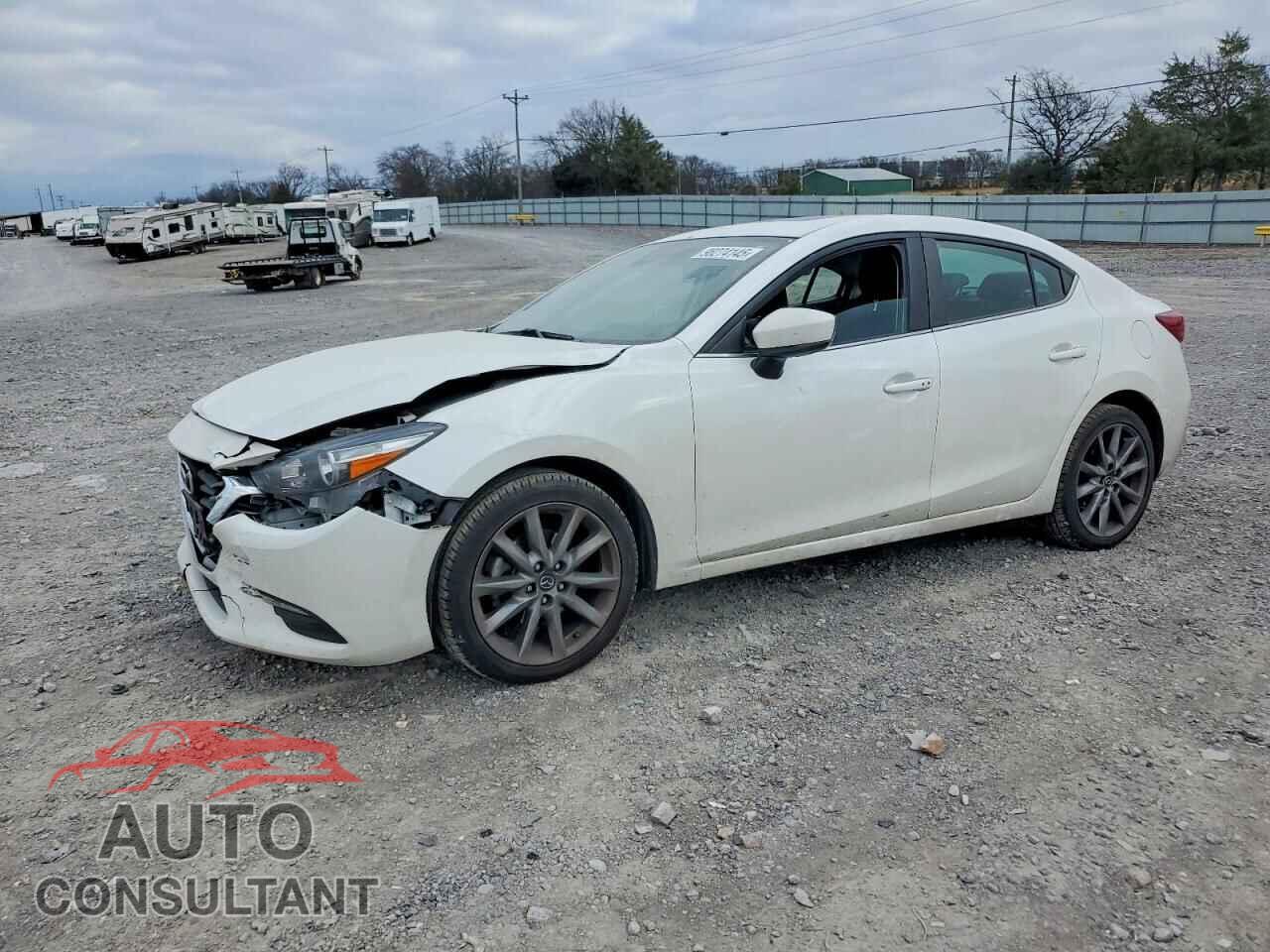 MAZDA 3 2018 - 3MZBN1V39JM189875