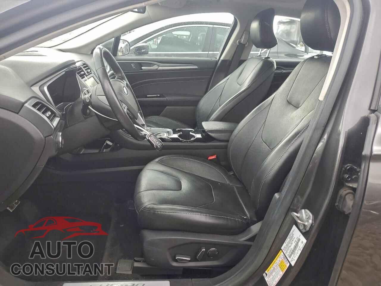 FORD FUSION 2016 - 3FA6P0SU8GR166370