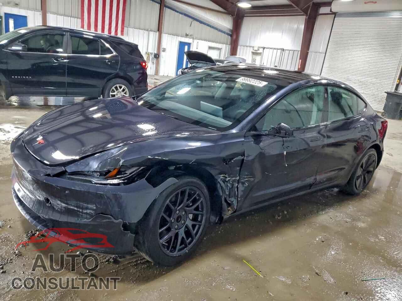 TESLA MODEL 3 2024 - 5YJ3E1EA1RF727247