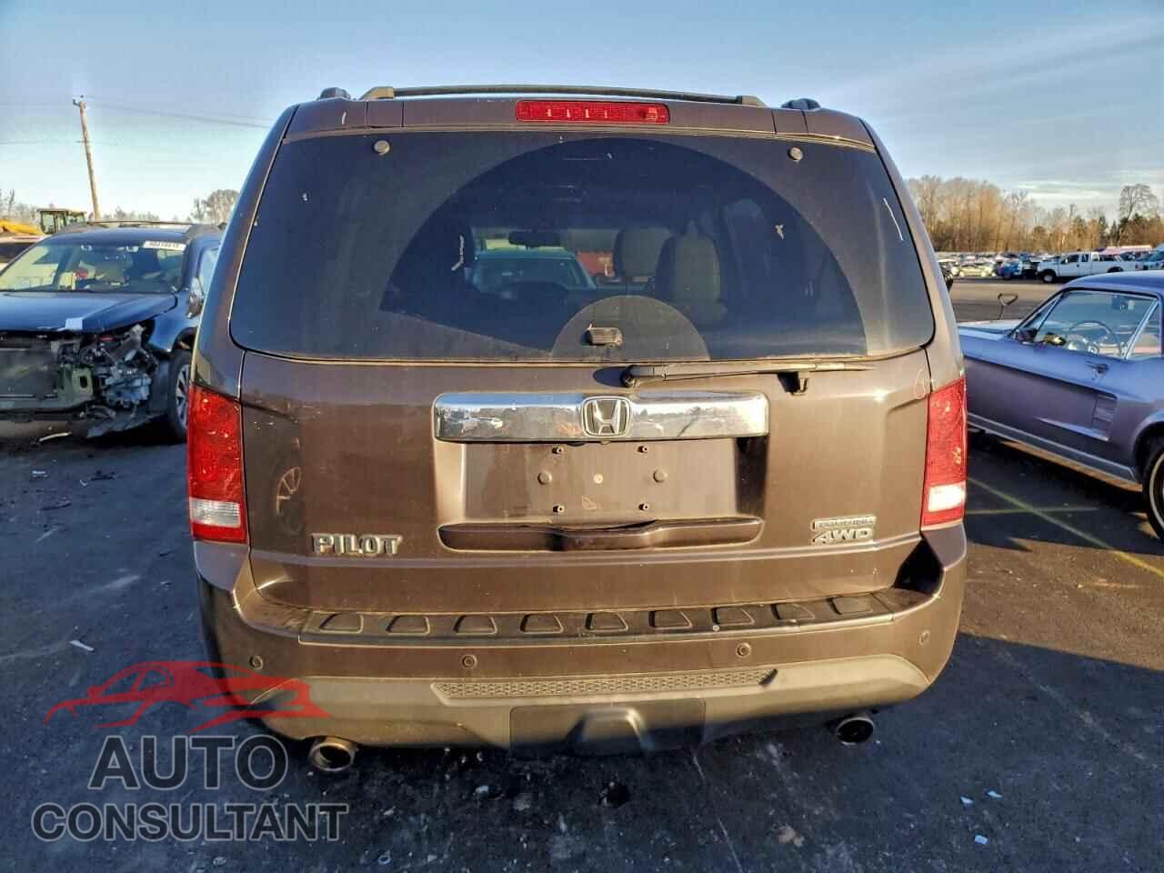HONDA PILOT 2012 - 5FNYF4H95CB061300