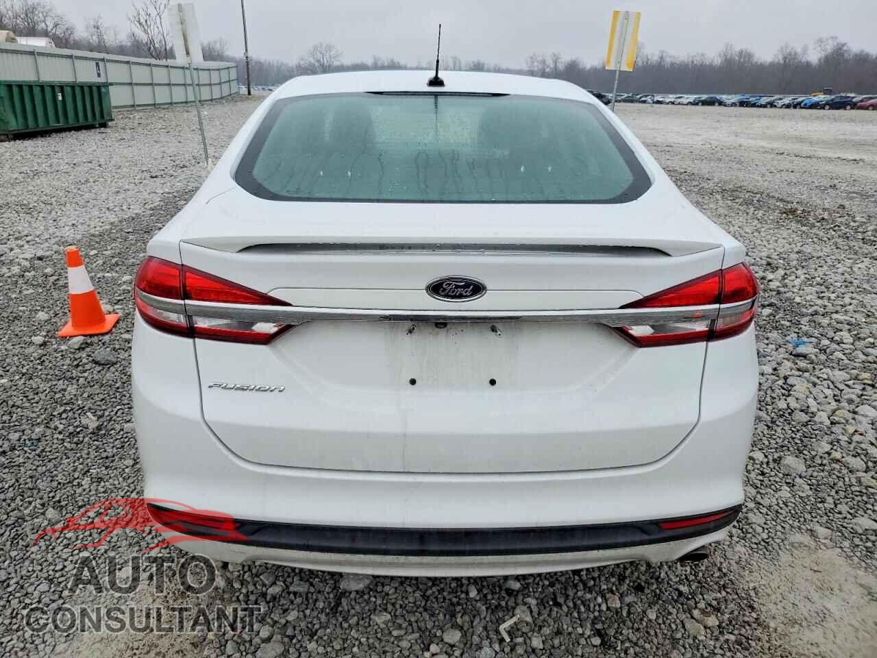 FORD FUSION 2018 - 3FA6P0G72JR273473