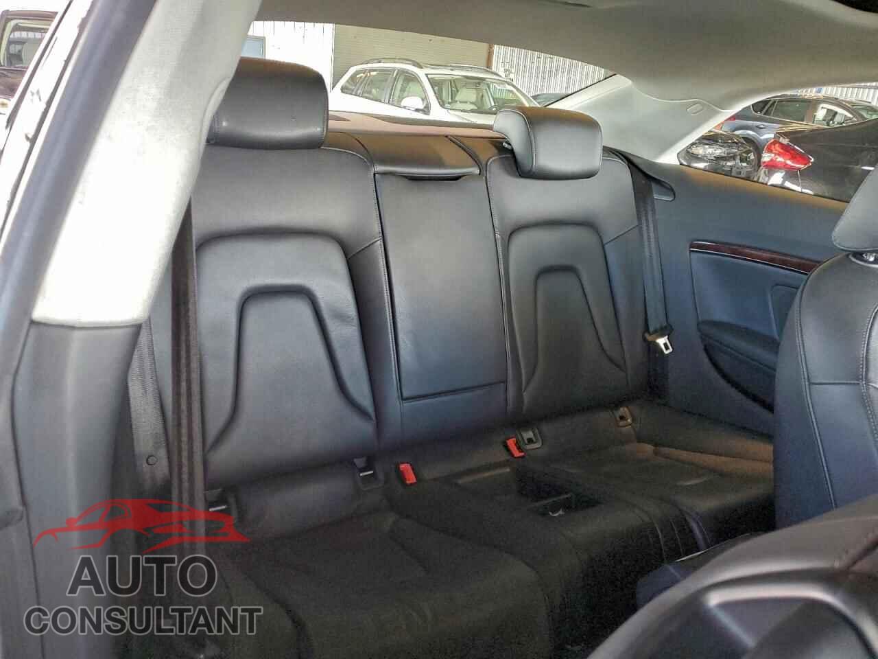 AUDI A5 2010 - WAUCFAFR4AA054613