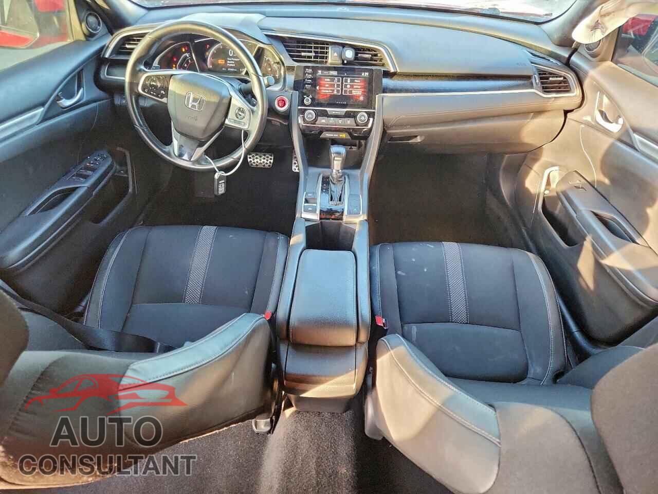 HONDA CIVIC 2019 - 2HGFC2F82KH552528