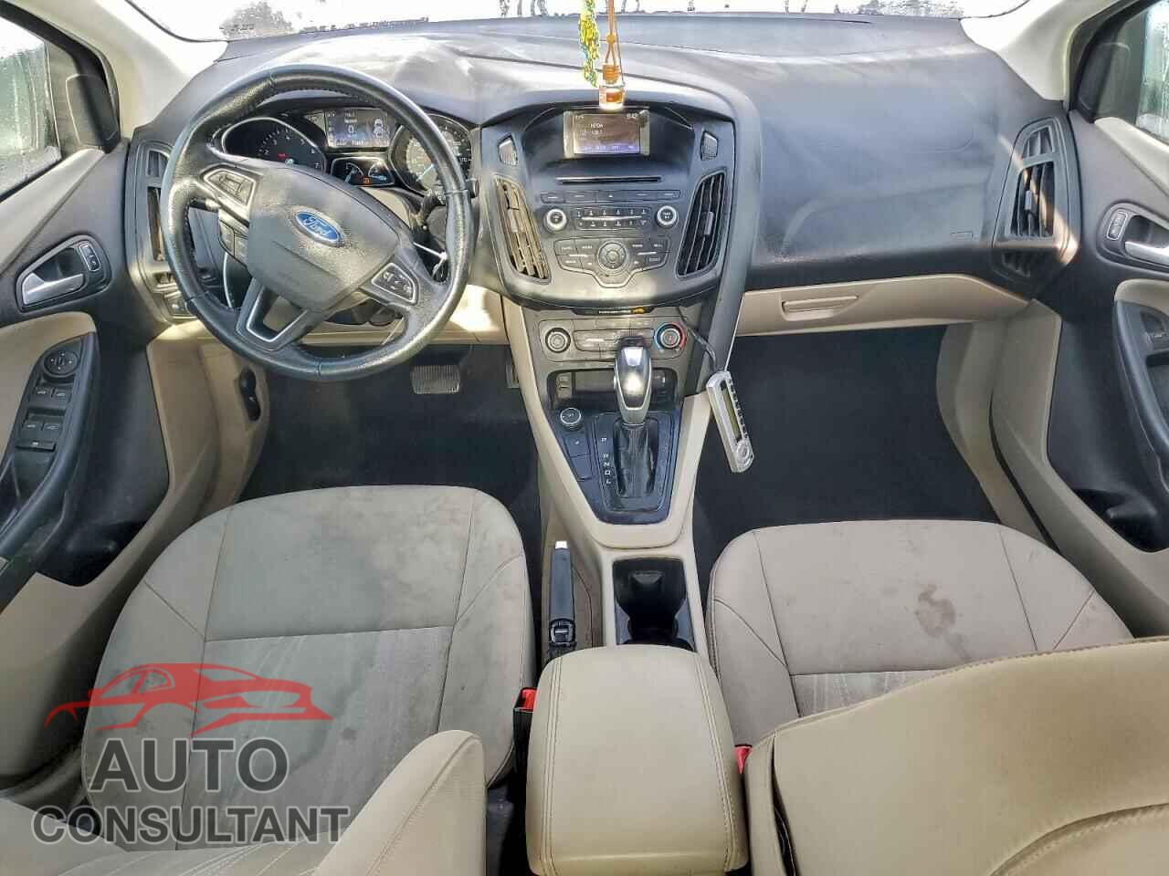 FORD FOCUS 2015 - 1FADP3F20FL348448