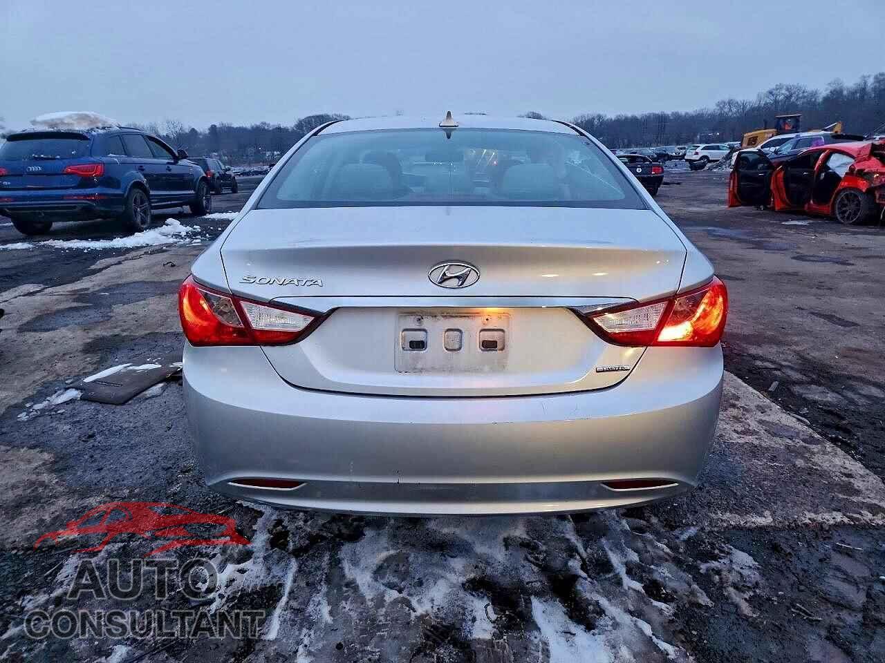 HYUNDAI SONATA 2013 - 5NPEC4AC3DH511644