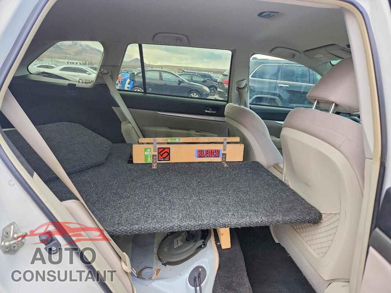 SUBARU OUTBACK 2014 - 4S4BRBAC2E3246357