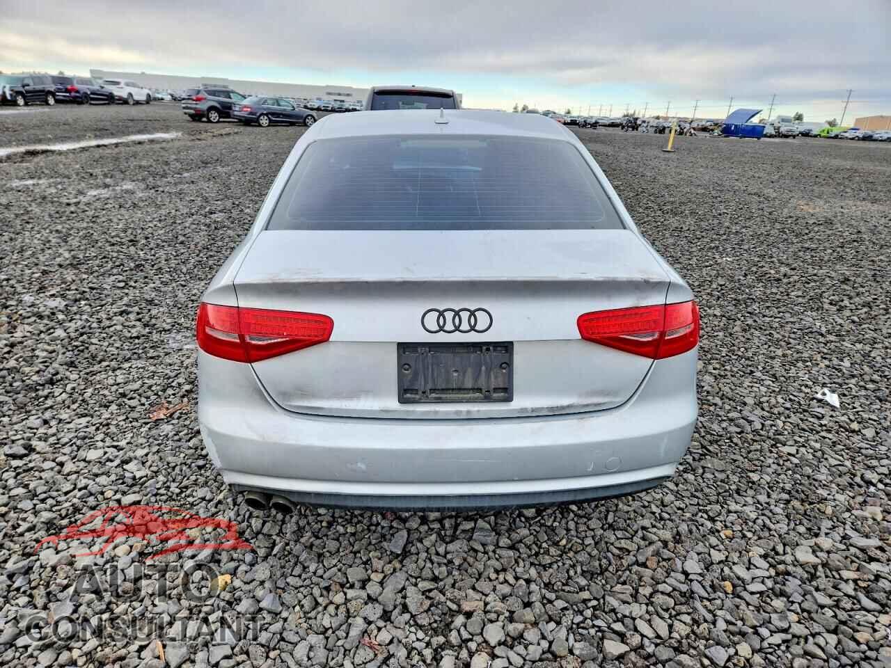 AUDI A4 2013 - WAUBFAFL0DN020446