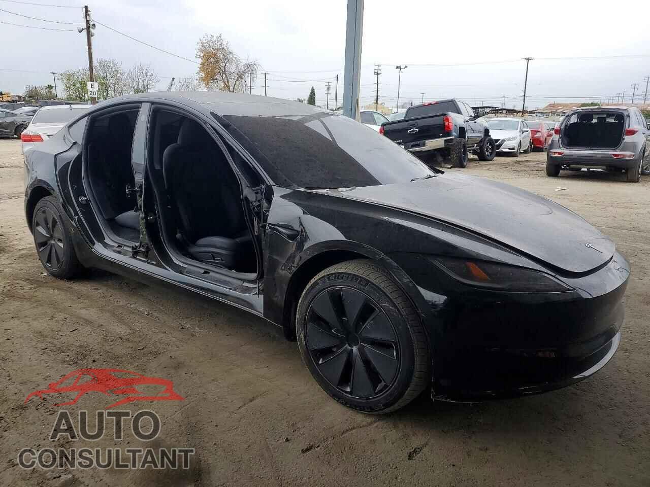 TESLA MODEL 3 2025 - 5YJ3E1EA8SF894680