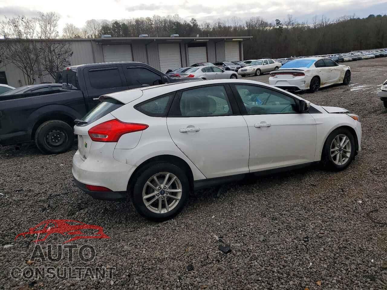 FORD FOCUS 2016 - 1FADP3K28GL232471