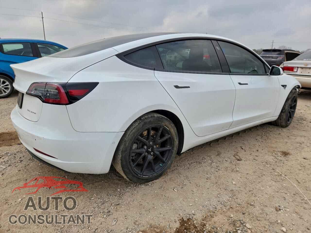 TESLA MODEL 3 2020 - 5YJ3E1EB2LF618537