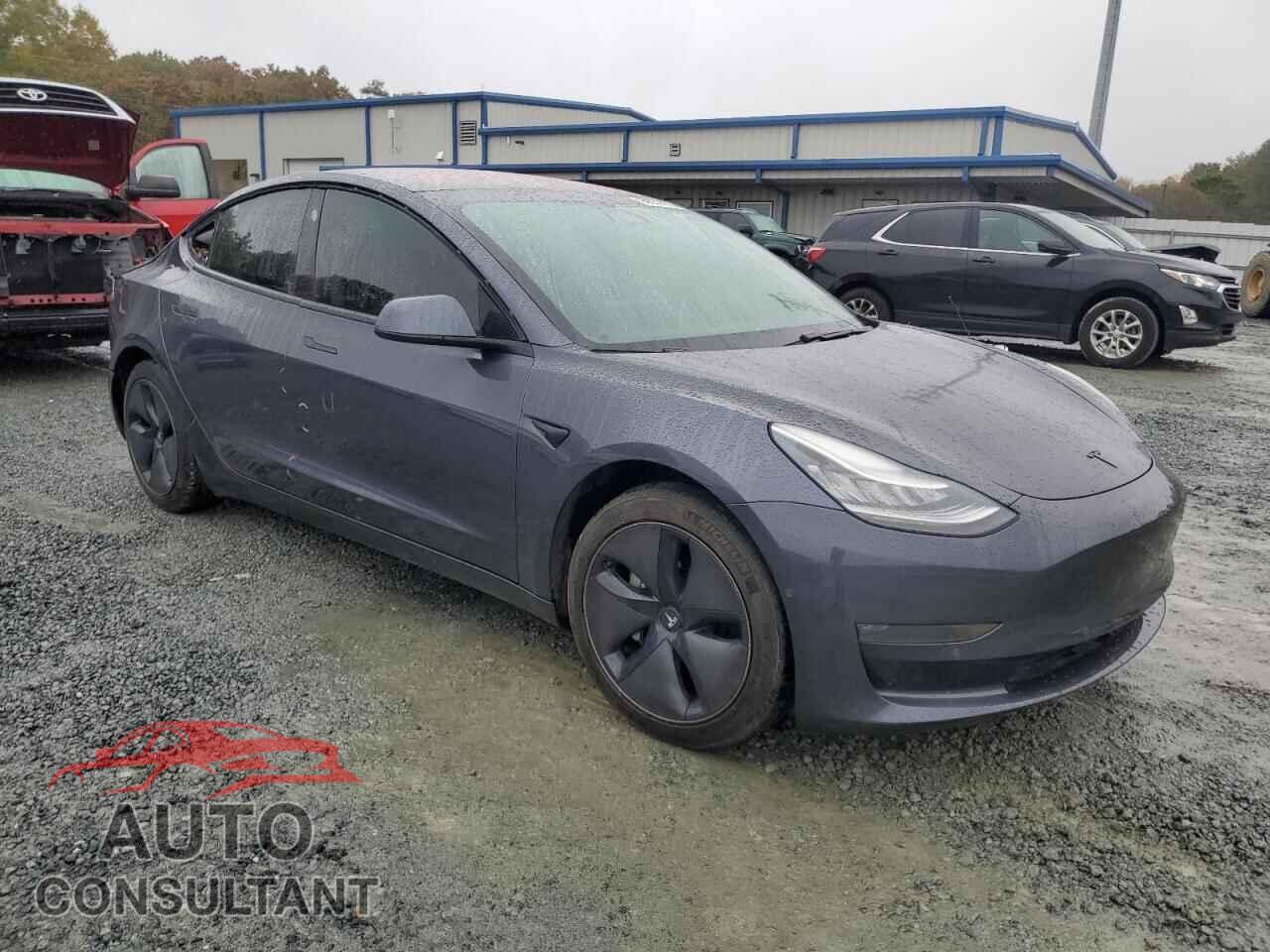 TESLA MODEL 3 2018 - 5YJ3E1EB5JF130308
