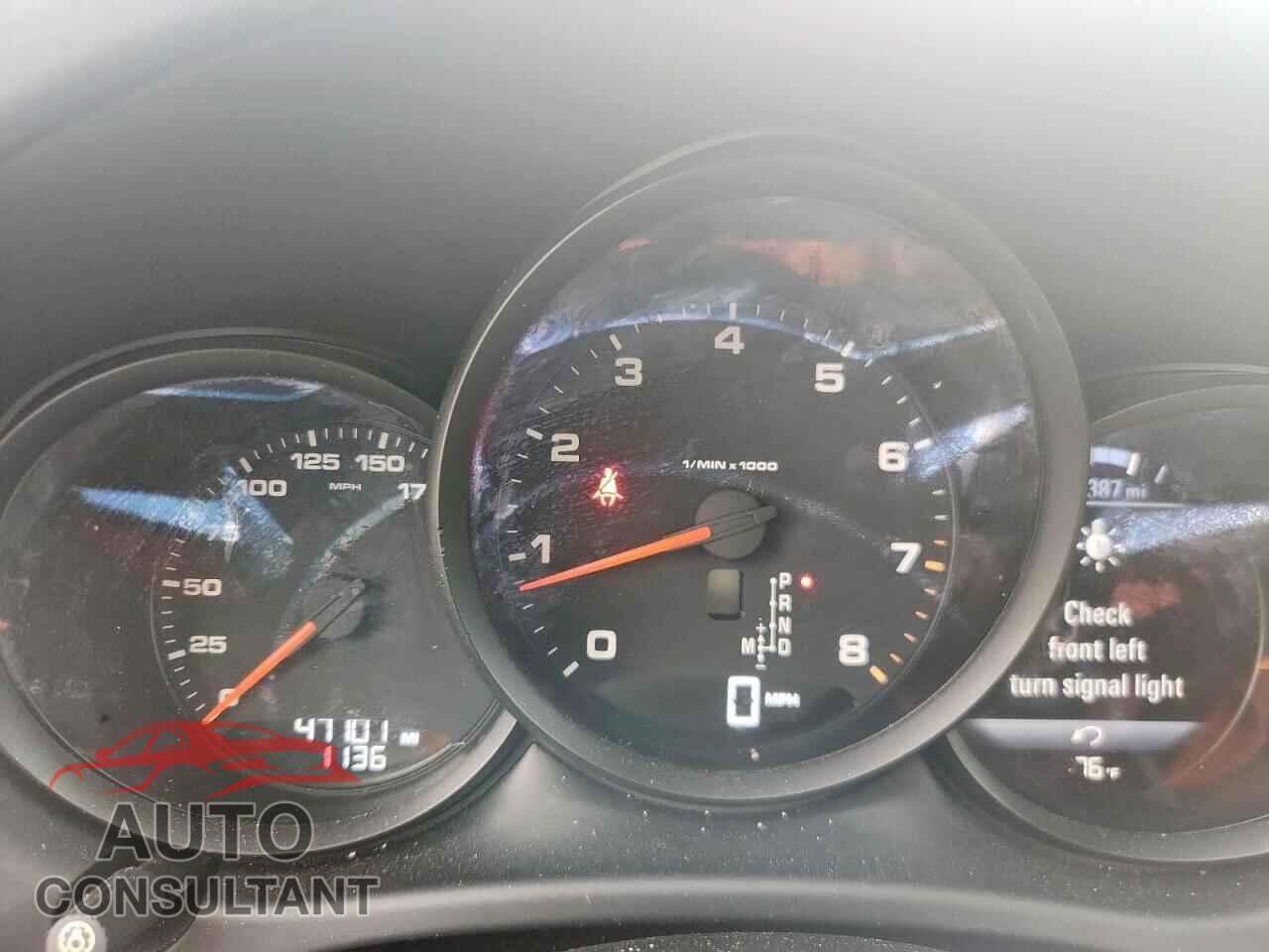 PORSCHE MACAN 2018 - WP1AA2A59JLB01477