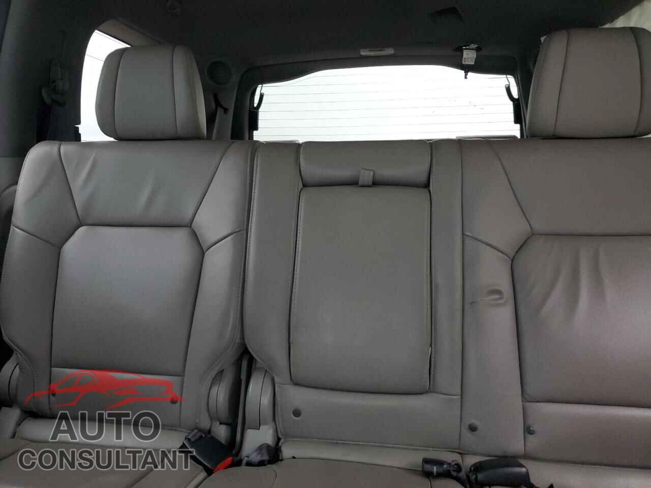HONDA PILOT 2014 - 5FNYF3H94EB011579