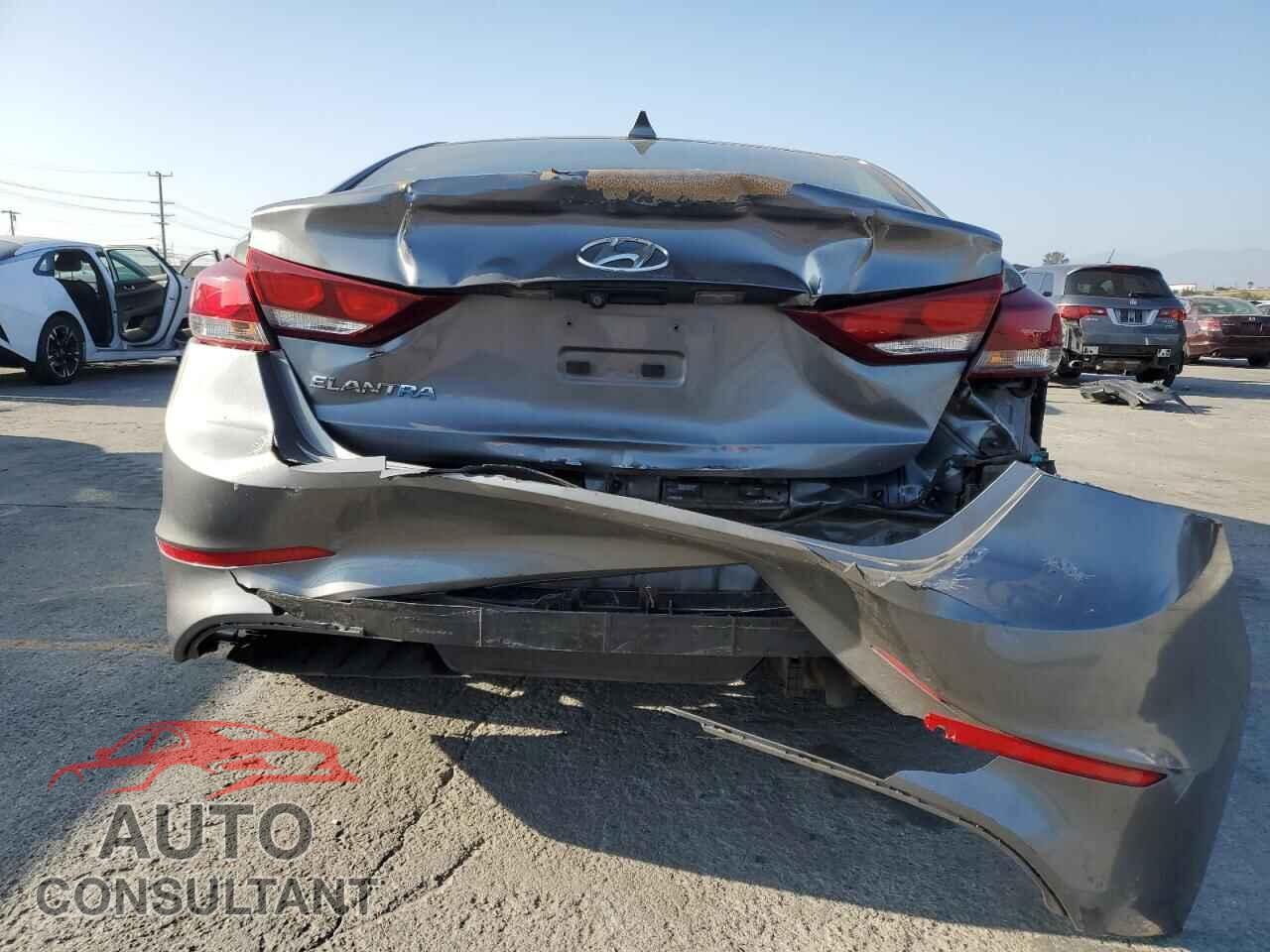 HYUNDAI ELANTRA 2018 - 5NPD84LF7JH257663