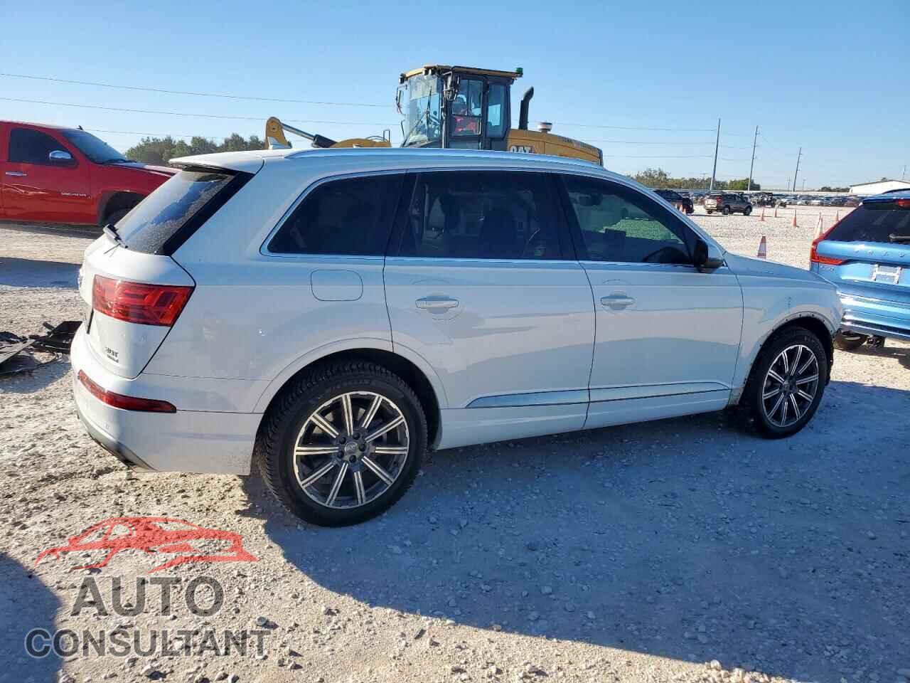 AUDI Q7 2018 - WA1VAAF7XJD018698
