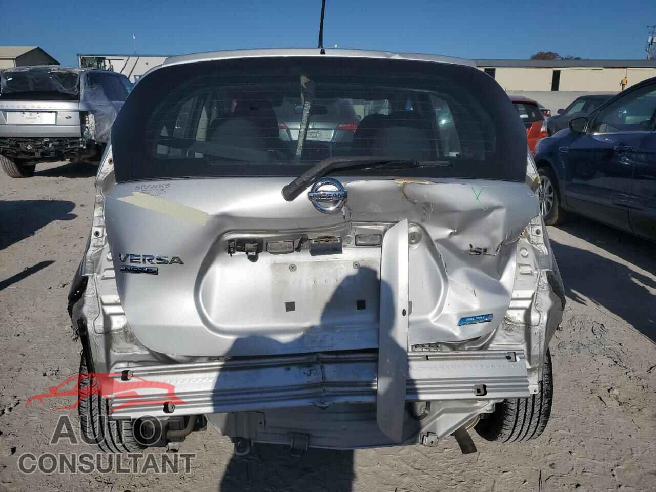 NISSAN VERSA 2015 - 3N1CE2CP4FL438943