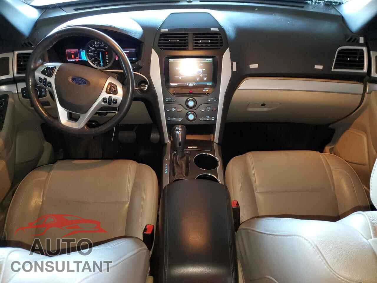 FORD EXPLORER 2013 - 1FM5K7D88DGA38013