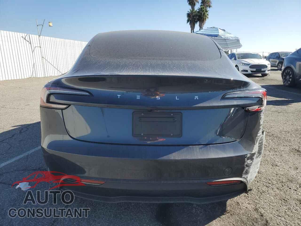 TESLA MODEL 3 2024 - 5YJ3E1EA1RF740841