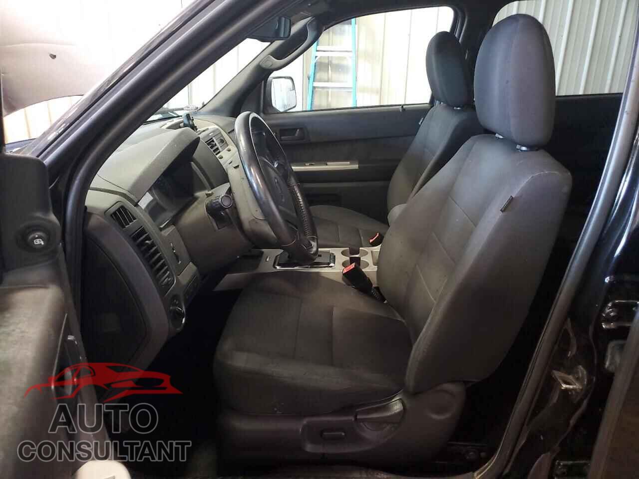 FORD ESCAPE 2011 - 1FMCU9DG9BKB69773