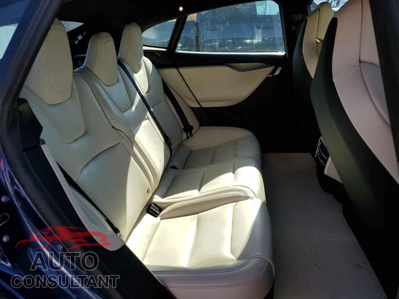 TESLA MODEL S 2019 - 5YJSA1E20KF339237