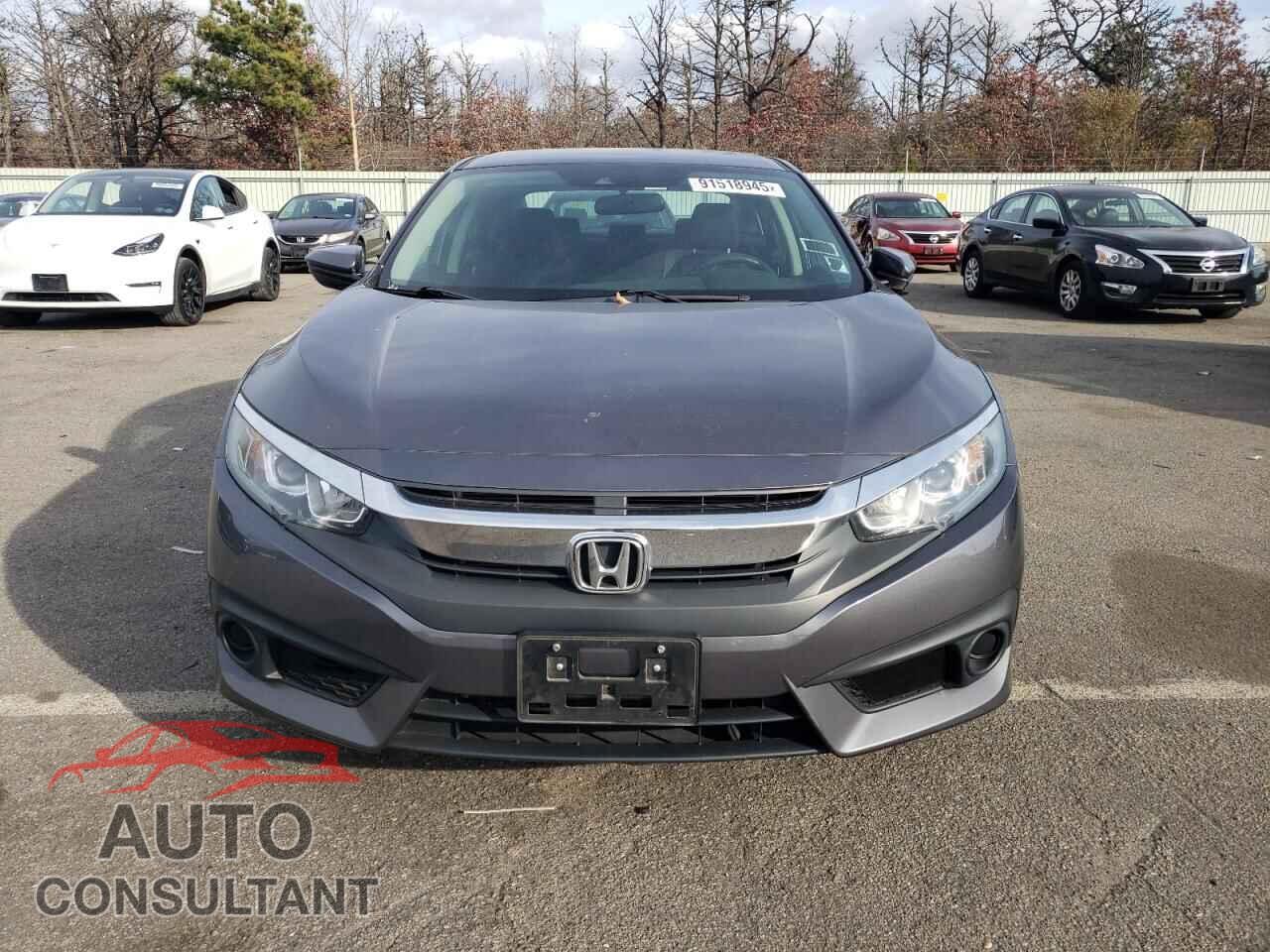 HONDA CIVIC 2018 - 2HGFC2F63JH551031