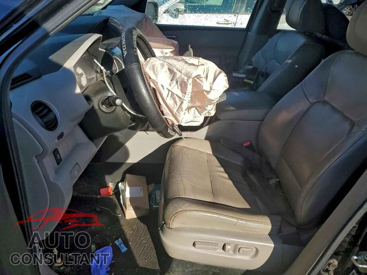 HONDA PILOT 2013 - 5FNYF4H7XDB013940