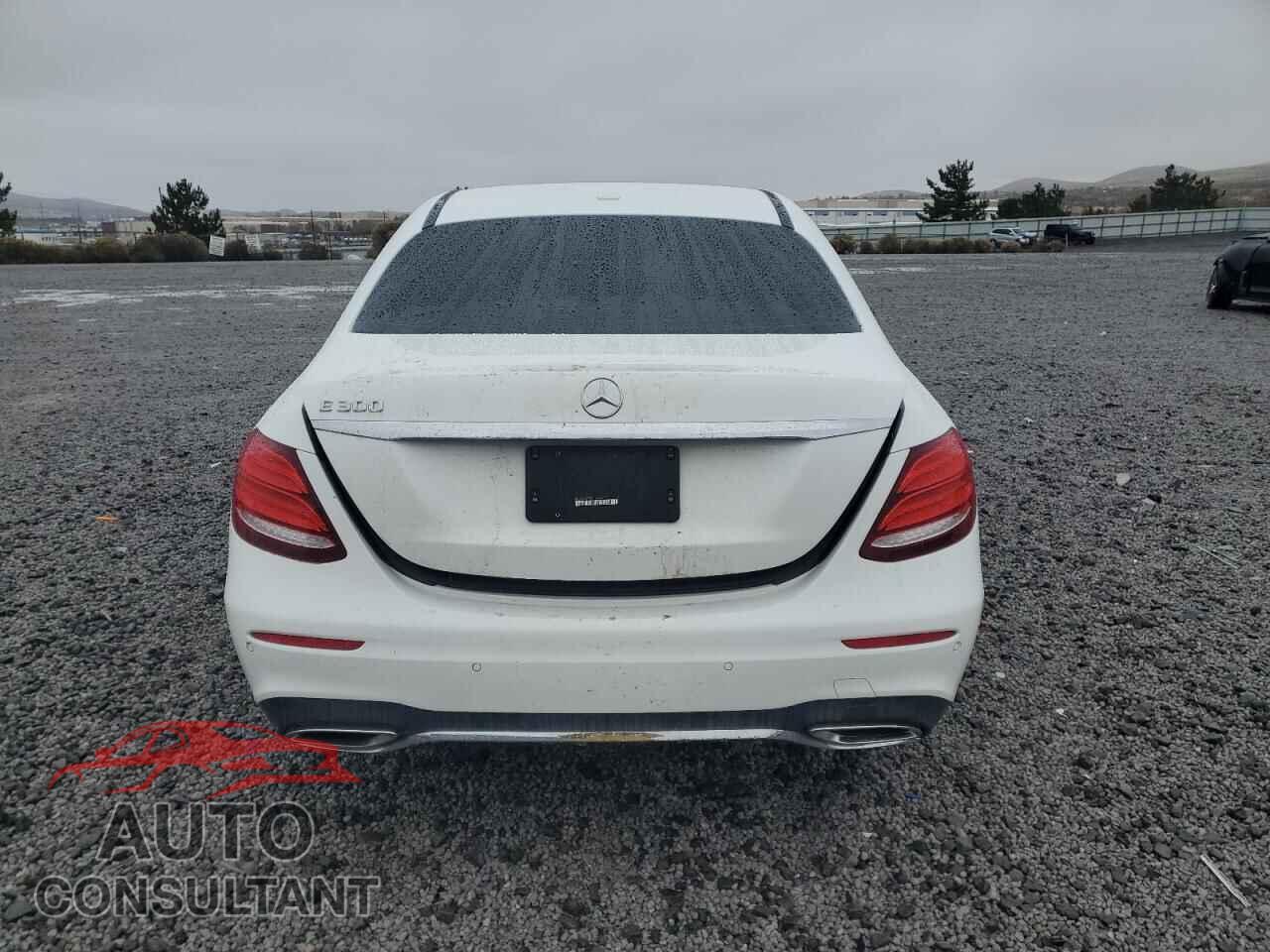 MERCEDES-BENZ E-CLASS 2017 - WDDZF4JB2HA174936