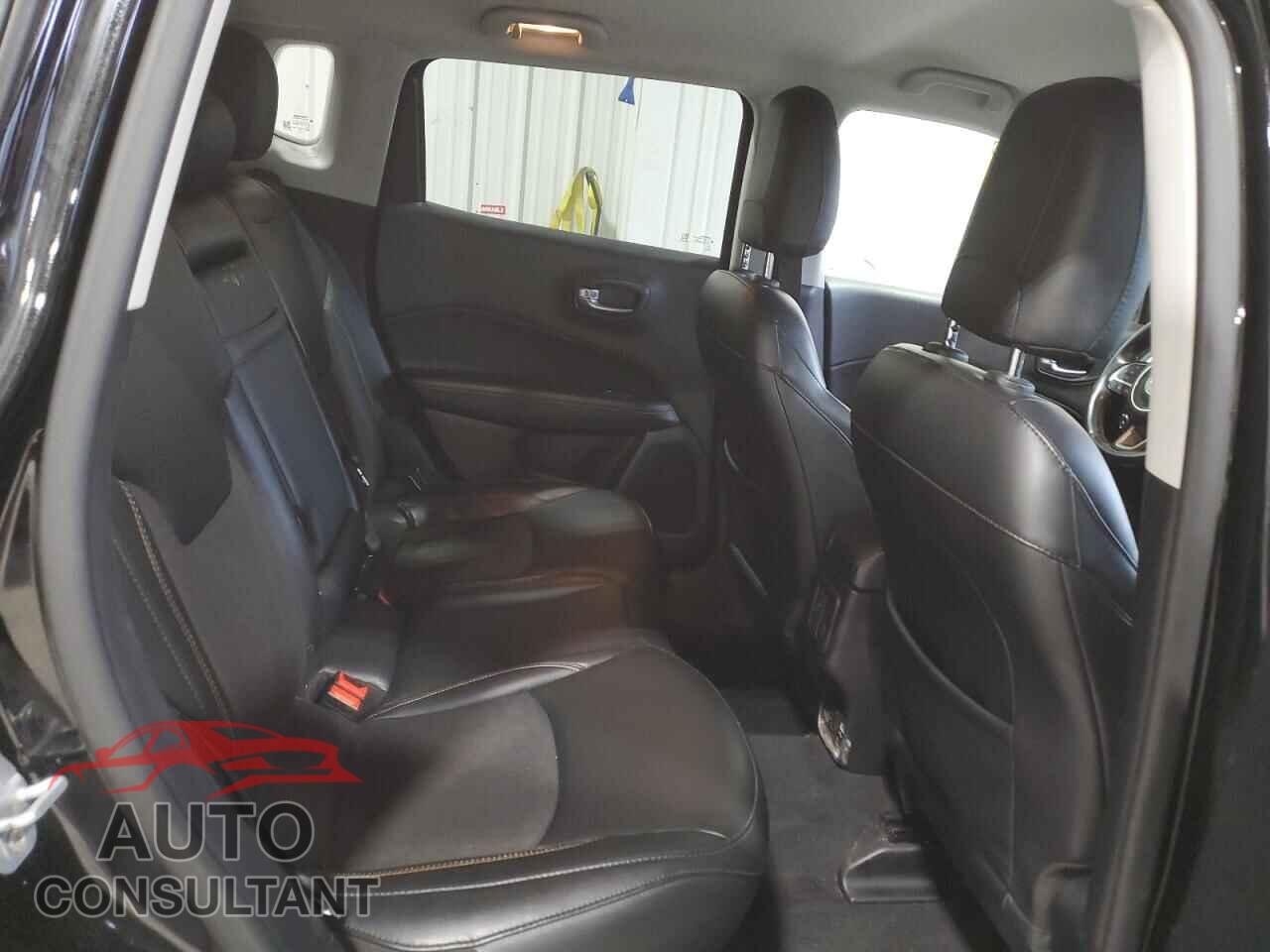 JEEP COMPASS 2019 - 3C4NJDBB0KT847129