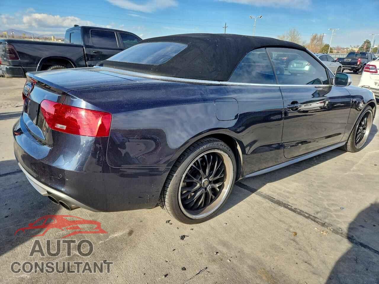 AUDI S5/RS5 2013 - WAUCGAFH3DN014198