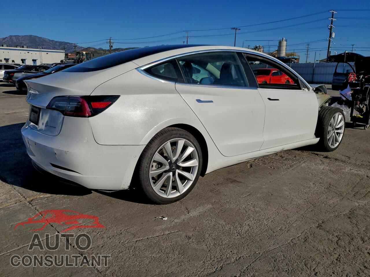 TESLA MODEL 3 2019 - 5YJ3E1EBXKF512674