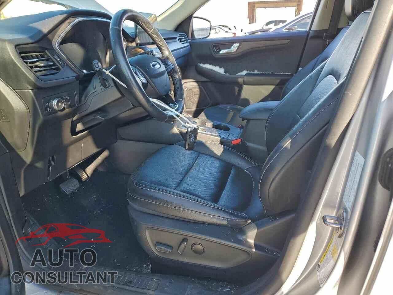 FORD ESCAPE 2020 - 1FMCU0DZ1LUA76961