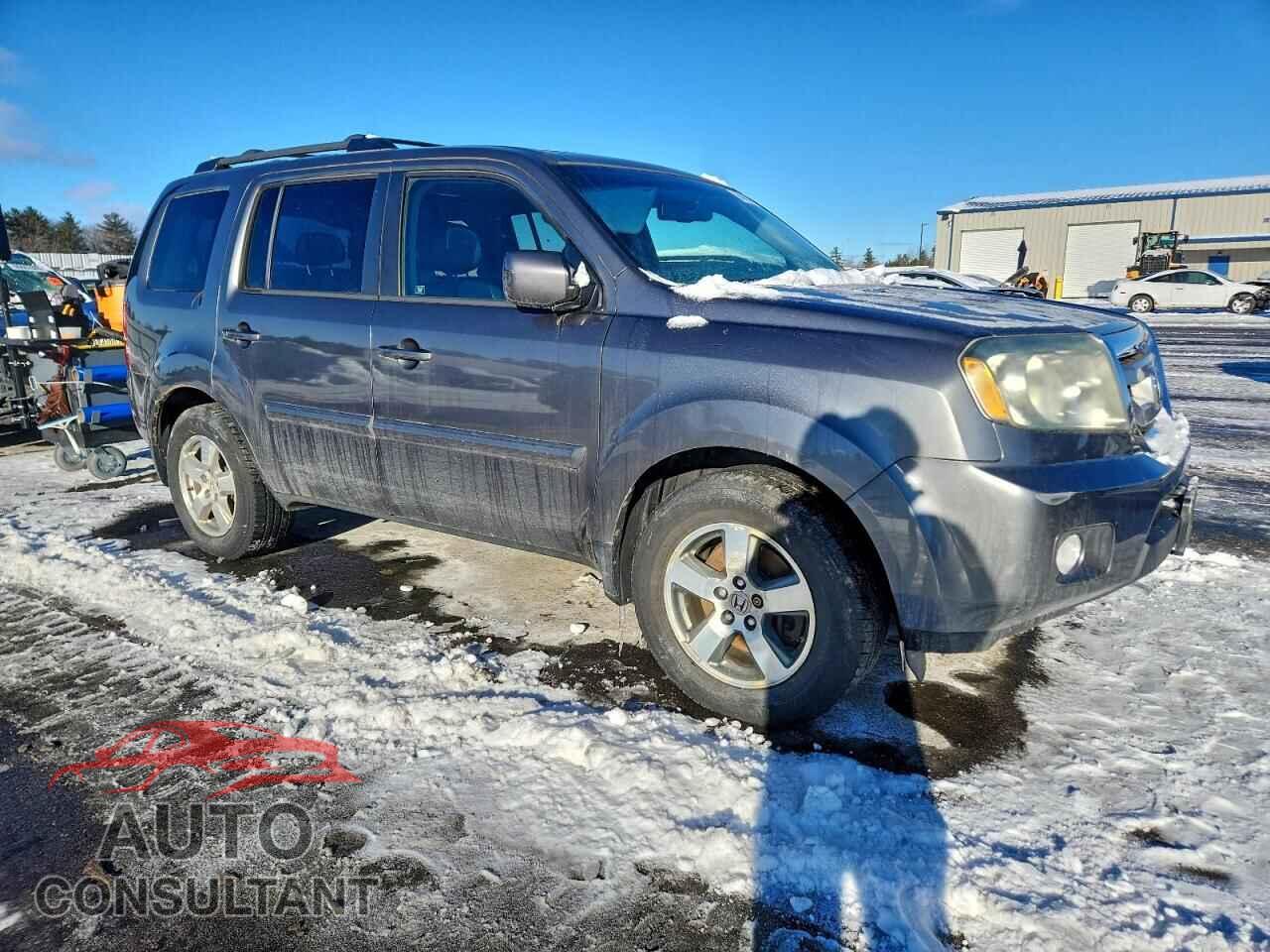 HONDA PILOT 2011 - 5FNYF4H56BB052956