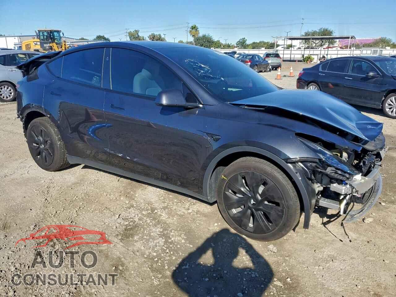 TESLA MODEL Y 2024 - 7SAYGDEE2RF064956