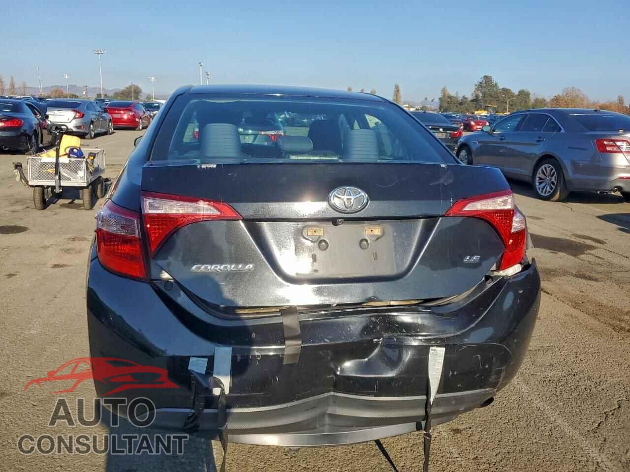 TOYOTA COROLLA 2017 - 5YFBURHE7HP572220