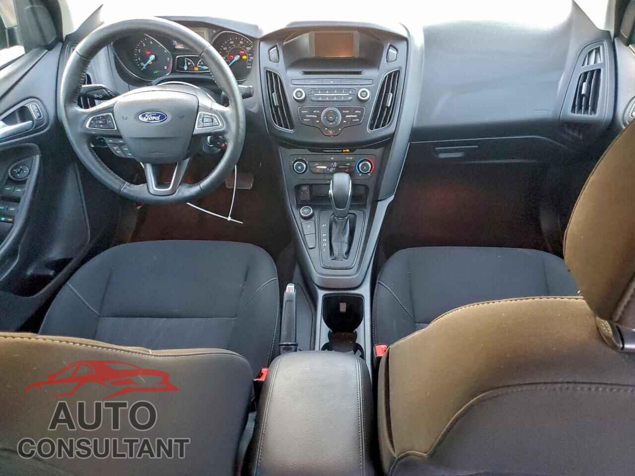 FORD FOCUS 2017 - 1FADP3F20HL335816