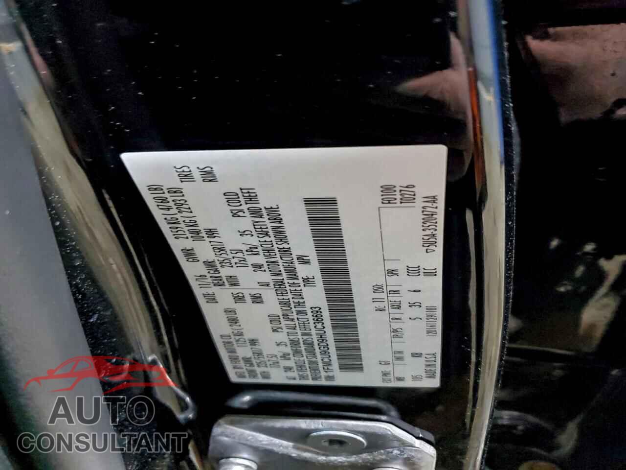 FORD ESCAPE 2017 - 1FMCU9GD9HUC36693